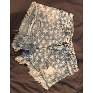 High waisted ⭐️ Jean shorts!🔥